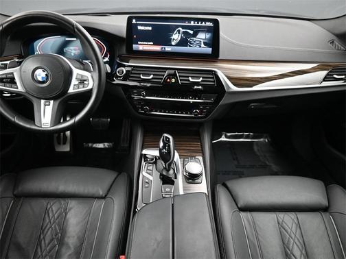 2023 BMW M550 i xDrive