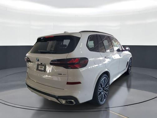 Alpine White 2026 BMW X5 sDrive40i