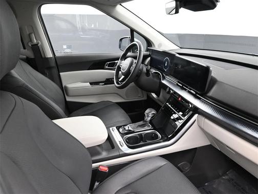 2023 Kia Carnival SX Prestige