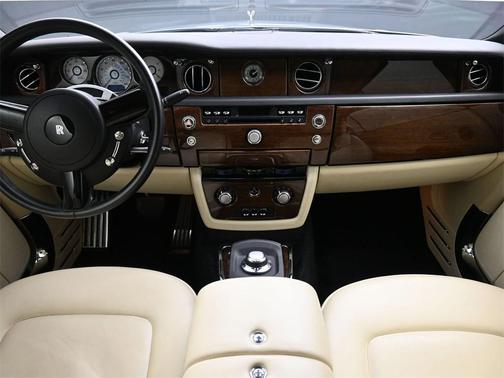 2012 Rolls-Royce Phantom Drophead Coupe