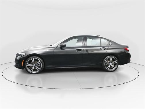 2022 BMW 330 i