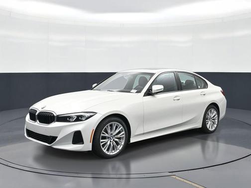 Mineral White Metallic 2023 BMW 330 i