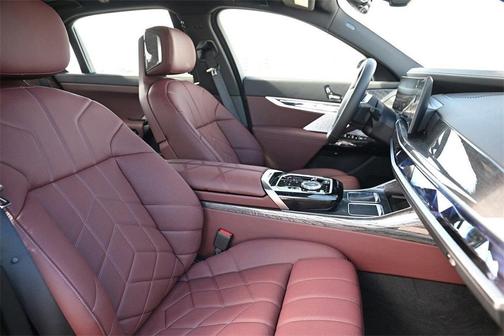 2023 BMW i7 xDrive60