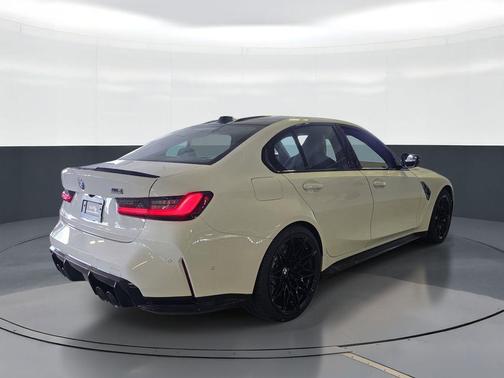 300 2027 BMW M3 Base