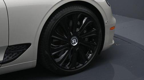 White 2022 Bentley Continental GT V8