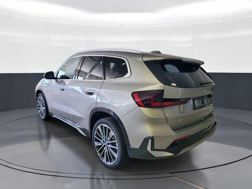 Space Silver 2026 BMW X1 xDrive28i