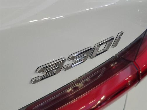 2026 BMW 330 i NA