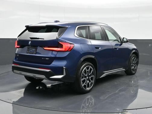 Phytonic Blue Metallic 2025 BMW X1 xDrive28i