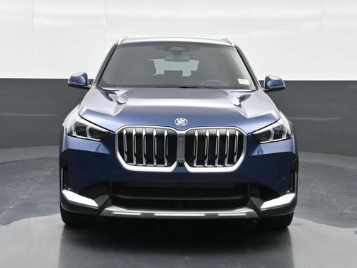 Phytonic Blue Metallic 2025 BMW X1 xDrive28i