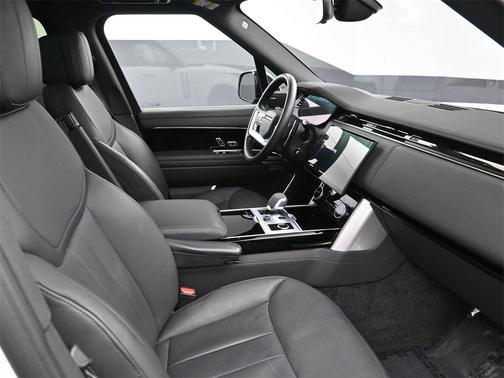 2023 Land Rover Range Rover P530 SE