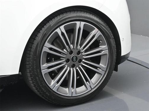 2023 Land Rover Range Rover P530 SE