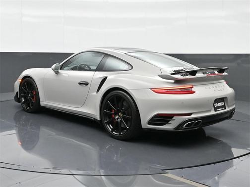 2019 Porsche 911 Turbo