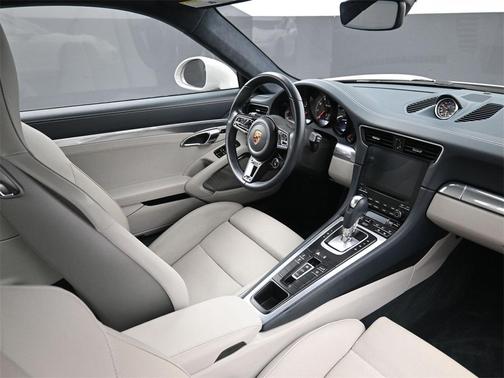 2019 Porsche 911 Turbo