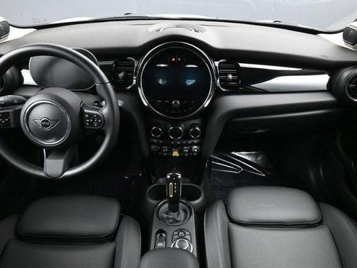2023 MINI SE Hardtop BASE