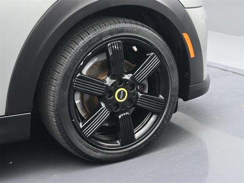 2023 MINI SE Hardtop SIGNATURE PLUS