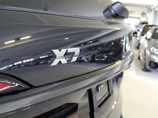 2026 BMW X7 M60i