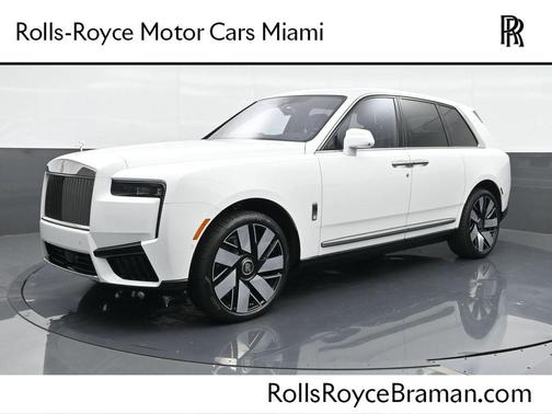White 2025 Rolls-Royce Cullinan