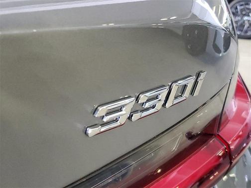 2025 BMW 330 i