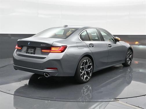 2025 BMW 330 i