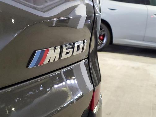 2026 BMW X5 M60i