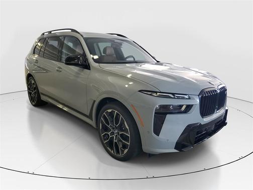 2026 BMW X7 M60i