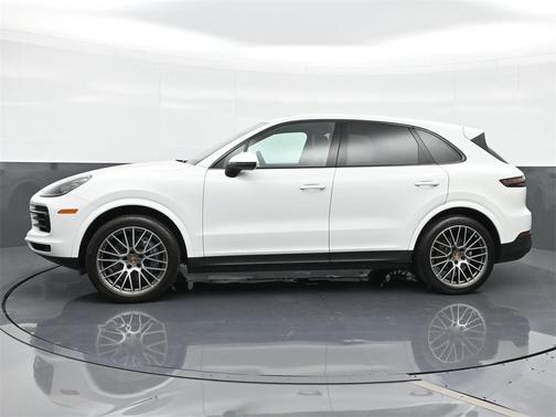 2022 Porsche Cayenne Platinum Edition