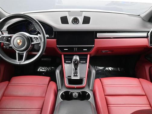 2022 Porsche Cayenne Platinum Edition