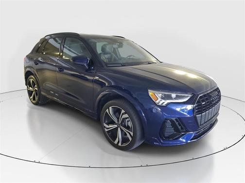 2024 Audi Q3 45 S line Premium