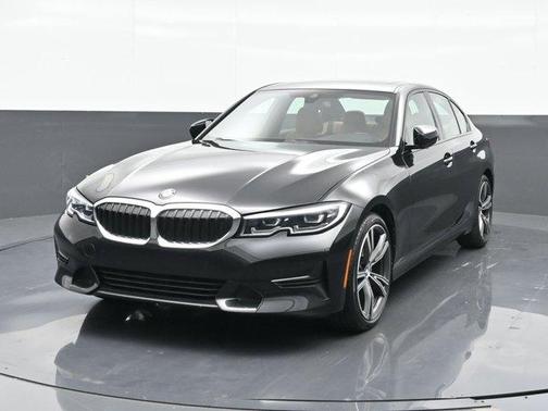 2022 BMW 330 i