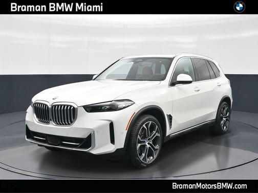 Alpine White 2024 BMW X5 sDrive40i