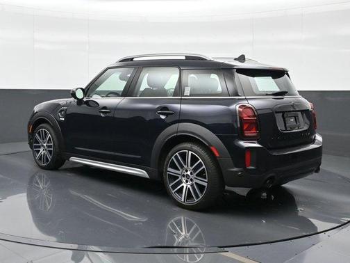 Black Metallic 2024 MINI Countryman Cooper S
