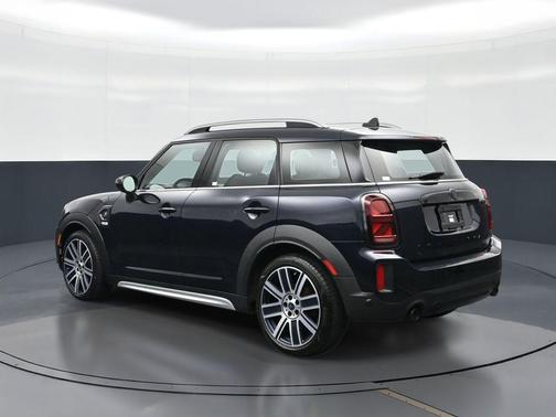 Black Metallic 2024 MINI Countryman Cooper S