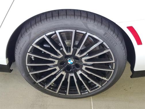 2026 BMW 740 i