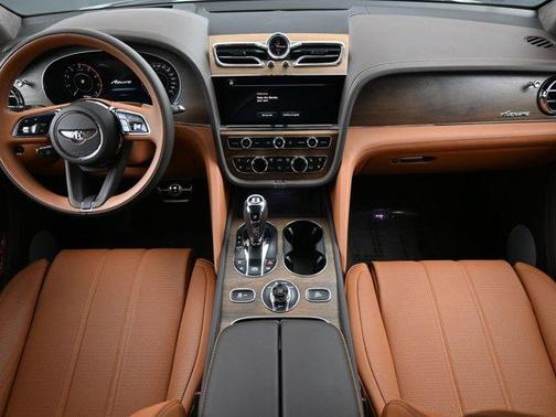 2024 Bentley Bentayga .