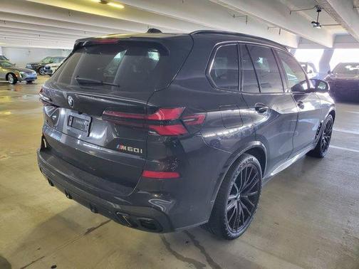 2024 BMW X5 M60i