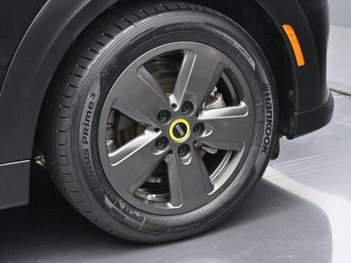 2024 MINI SE Hardtop Cooper