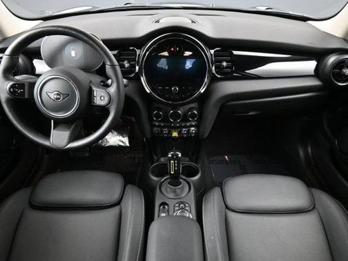 2024 MINI SE Hardtop Cooper