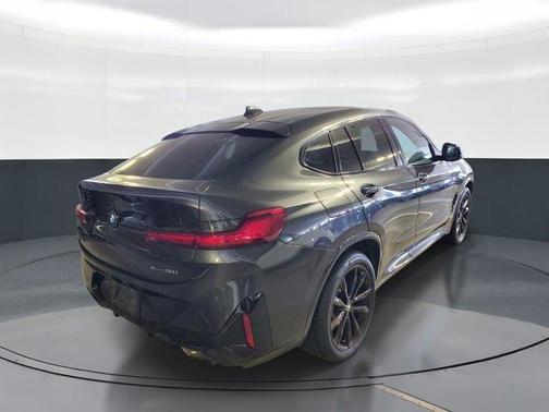 Dark Graphite Metallic 2023 BMW X4 xDrive30i