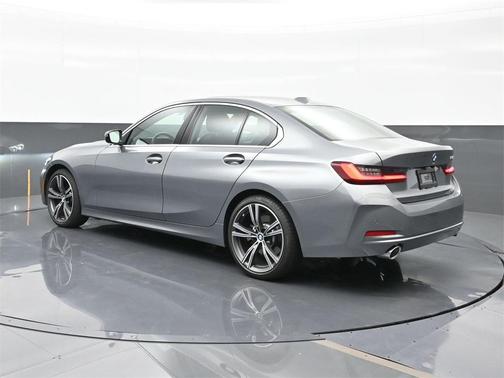 2024 BMW 330 i
