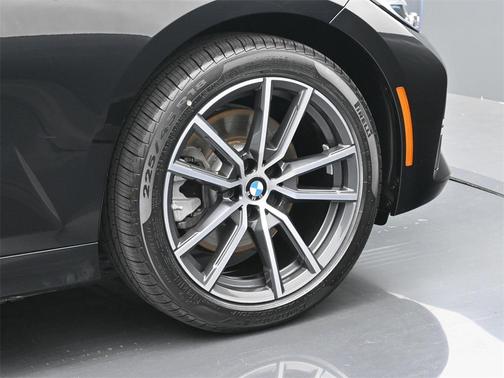 2020 BMW 330 i xDrive