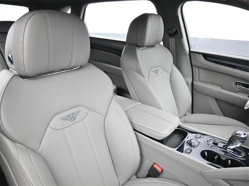 2024 Bentley Bentayga Azure