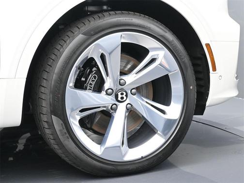 2024 Bentley Bentayga Azure