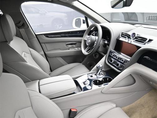 2024 Bentley Bentayga Azure