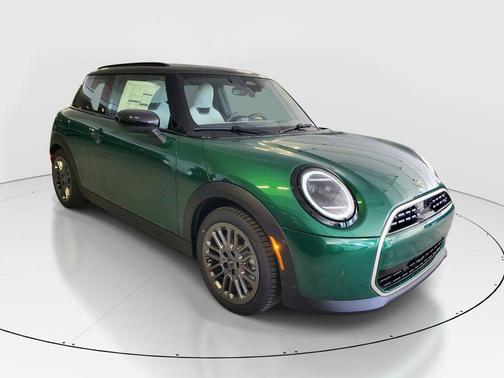 British Racing Green IV Metallic 2026 MINI Hardtop Cooper