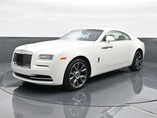 English White 2016 Rolls-Royce Wraith