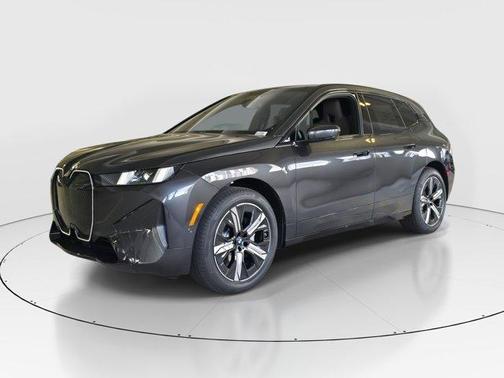 2026 BMW iX xDrive45