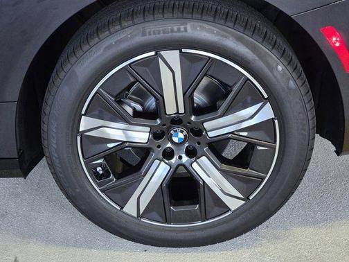 2026 BMW iX xDrive45
