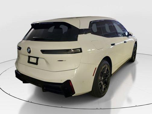 2026 BMW iX xDrive60