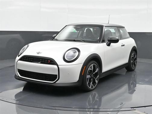 2025 MINI Hardtop SIGNATURE PLUS