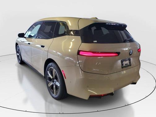2026 BMW iX xDrive45